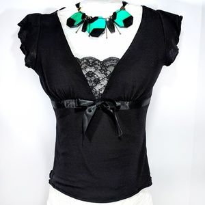 Black lace front short sleeve top, M